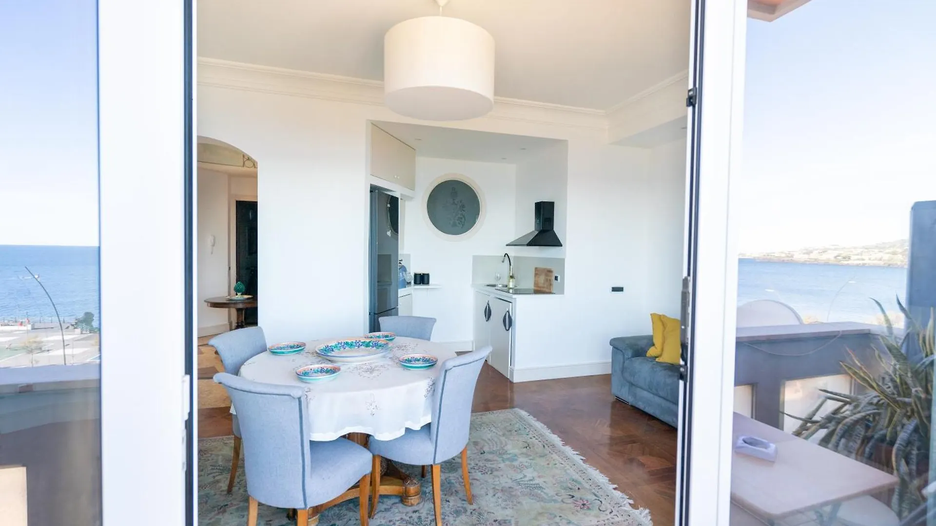 Perla Marina Sea View Apartment Catania 0*,  Italia