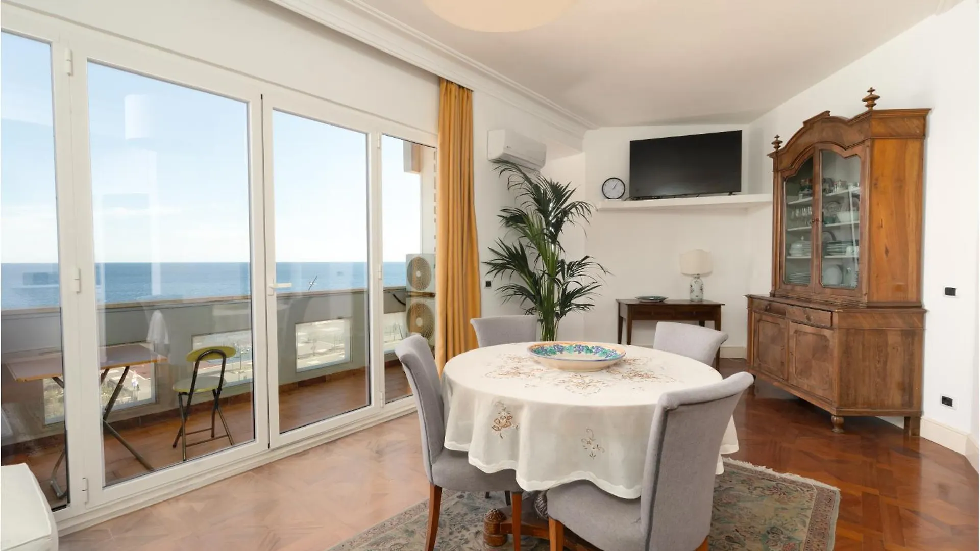 Perla Marina Sea View Apartment Aeroporto di Catania Fontana Rossa